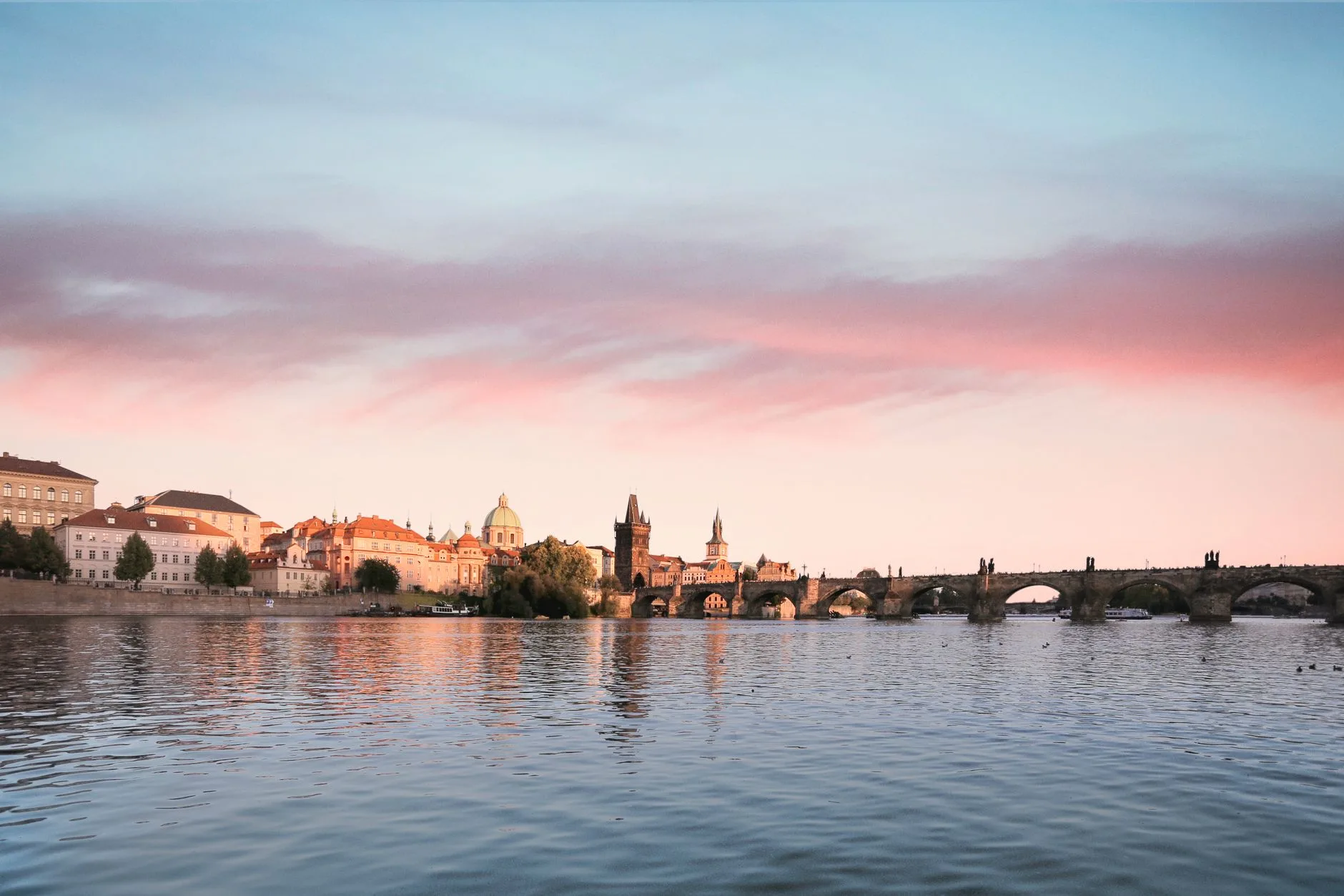 Prag Charles Koprusu gun dogumu