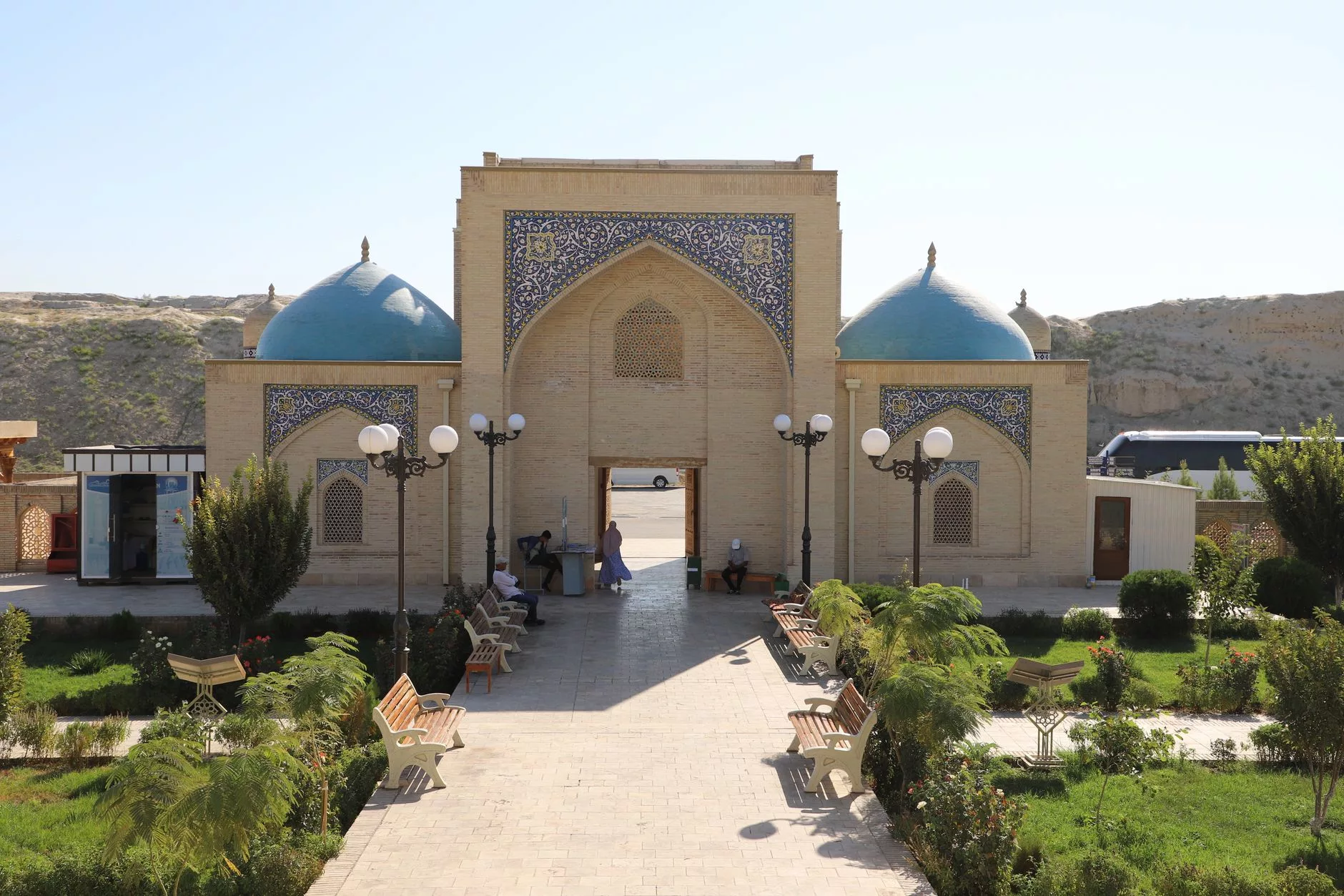 Semerkant Şah-ı Zinde türbeleri geçidi