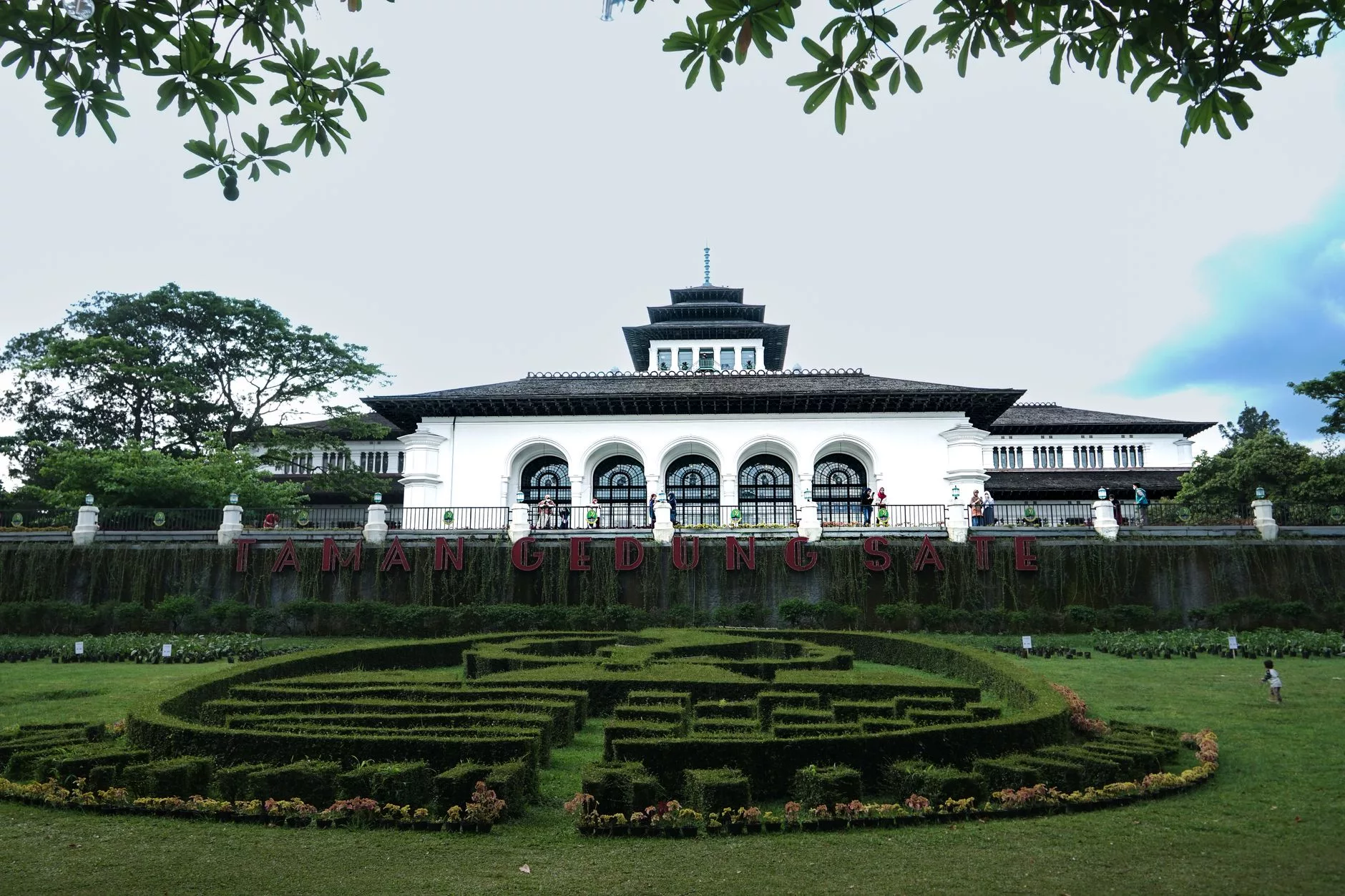 Cakarta Taman Menteng sera yapısı