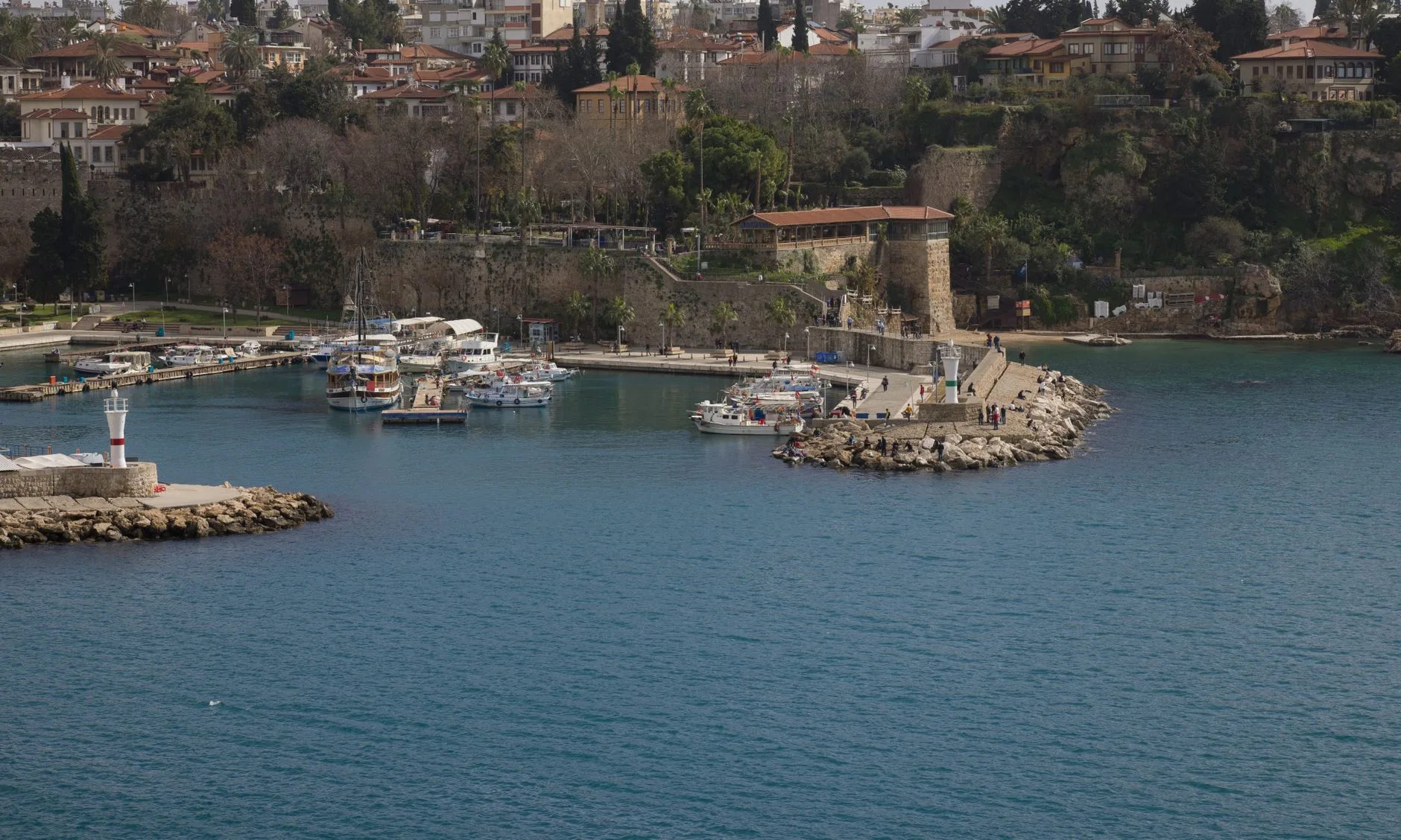 Antalya Deniz Biyolojisi Müzesi sergi salonu