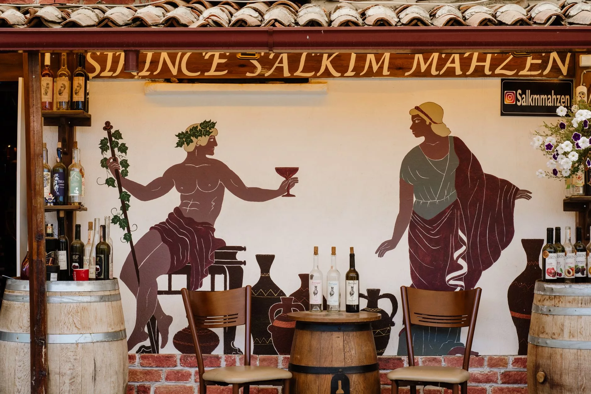 Tiflis Vineriya şarap mahzeni