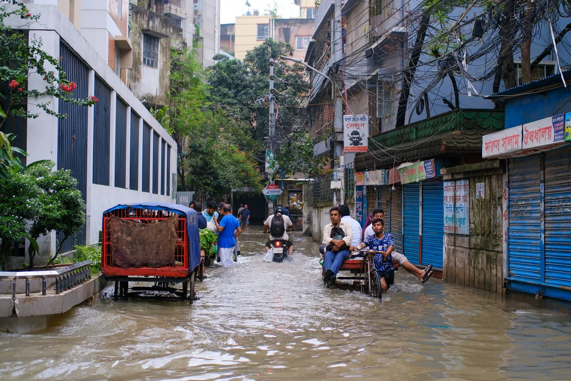Uçuş Öncesi Yapılması Gereken 10 Şey + Paris sokakları