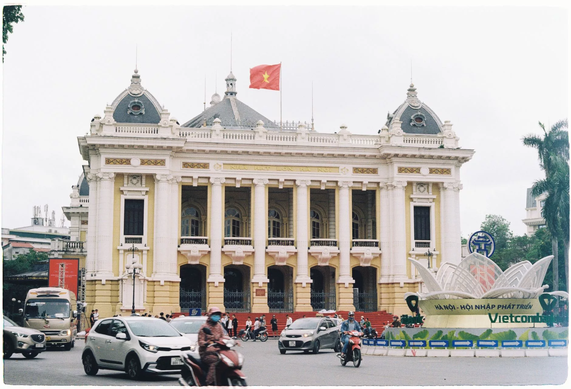 Hanoi Opera Binası