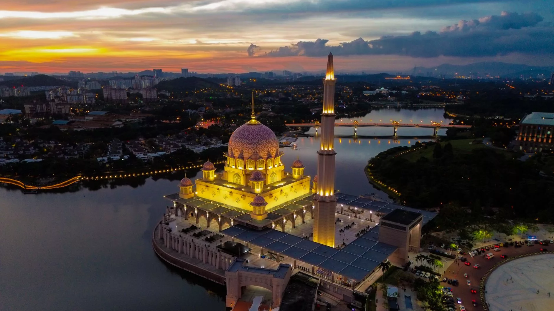 Kuala Lumpur Putrajaya Köprüsü