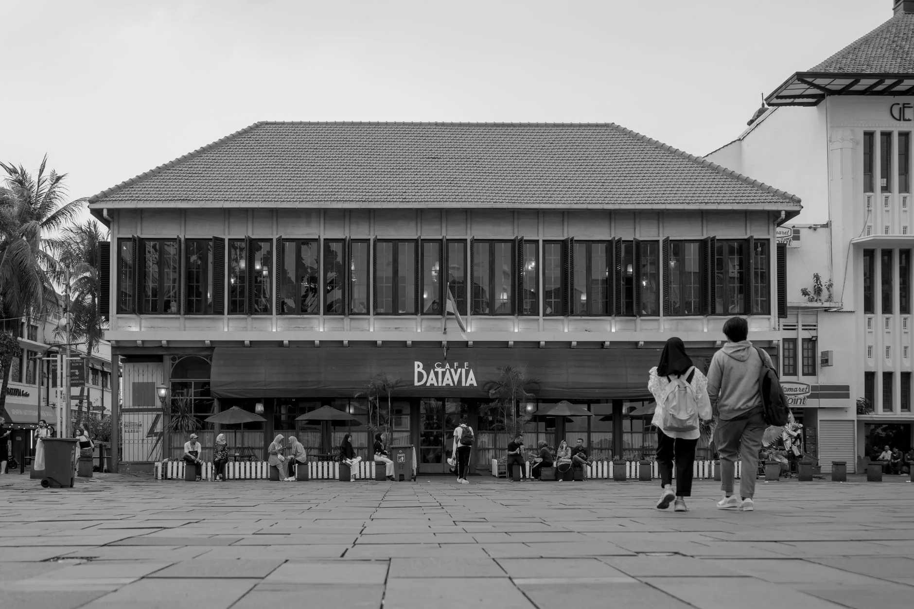 Cakarta Kota Tua sokak lezzetleri tezgahı